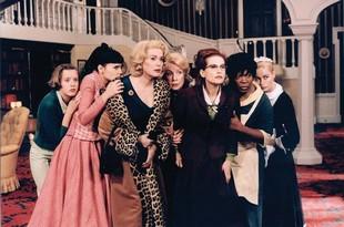 8 femmes